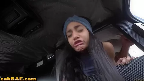 21yo cab inked slut fucked in her wet pussy in taxi