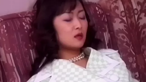 Sexy Asian Milf Solo Fingers Her Hot Pussy