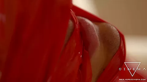 VERSO CINEMA Unwrap Me