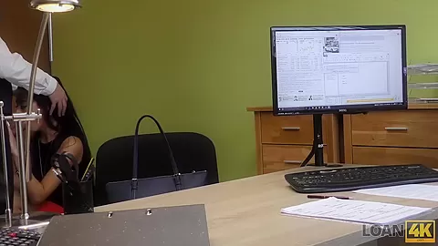 LOAN4K. Ella nunca esperó sexo por dinero en efectivo con un extraño, pero sucede