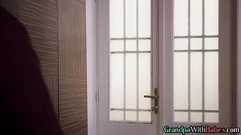 Old dude fucks perverted horny lady in wet pussy hole