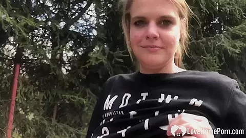 Outdoor seduction makes me even more horny