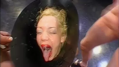 Playful teen 18+ cum girl