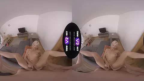Sheylley Bliss in Fantastic Orgasm In Exchange For A Love Song - TMWVRNET
