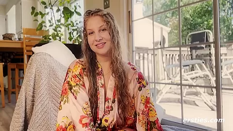 Sexy Milf Ivy Shows Us Her Masturbation Skills
