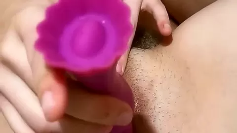 Gril Squirting And Moaning Hard!!!!