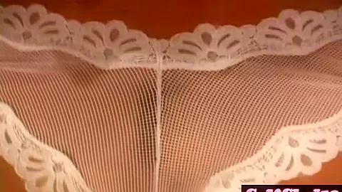 Addison slutty solo teen fingers her pussy