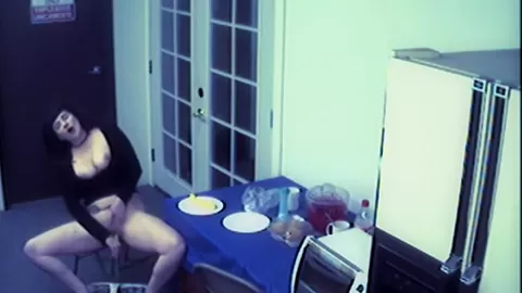 Brunette rubbing and Masturbate using Vegetable