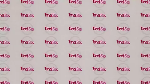 S1E8 - Little and Baddie - TinySis