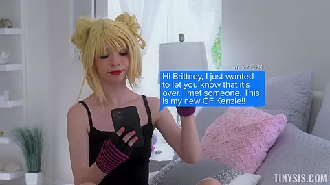 S1E1 - Tiny Scheming Stepsis - TinySis