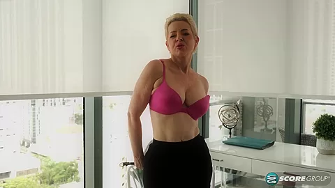 Step mom Bobbi Shay Wants You To Soak Her With Your Fire Hose