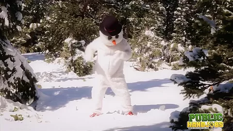 Helpless Brandi de Lafey Strokes A Lonely Snowman - Public Handjobs