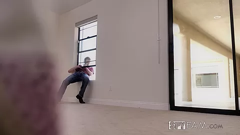 Horny Stepsis Takes Advantage Of Her Mischievous Stepbro - SpyFam