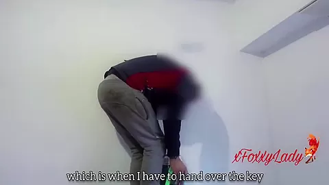 Argentina Milf Seduces Worker While He Works And Ends Up Fucking Without A Condon