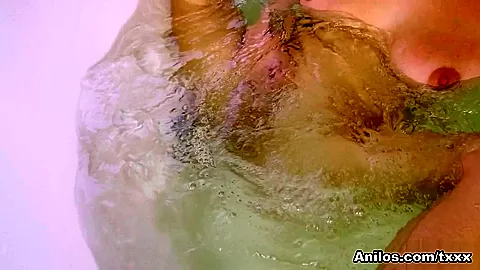 Natali in Wet Fun - Anilos