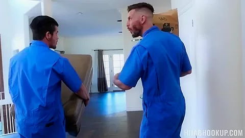 Moving Day Deal Porn - HijabHookup