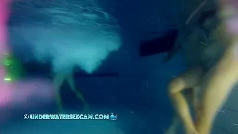 Between All The Horny People This Couple Has Real Sex Underwater In The Public Pool