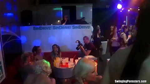 Bi club slags having public sex orgy