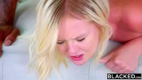 BLACKED This petite blonde only has eyes for BBC