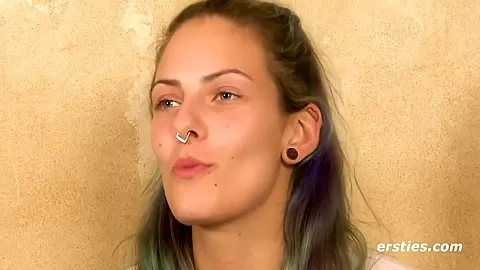 24 Year Old Josie Masturbates With Vibrator And Fingers