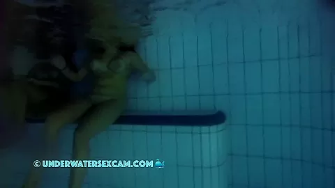 These Teen Girls Are Naked In The Sauna Pool For The First Time