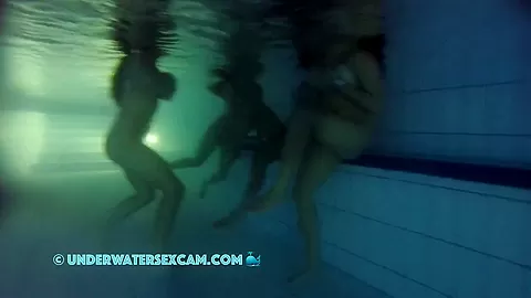 These Teen Girls Are Naked In The Sauna Pool For The First Time