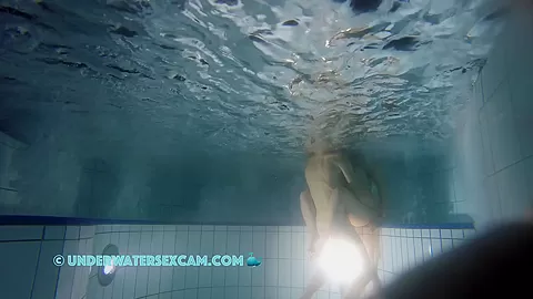 They Have Sex Underwater While Other People Watch