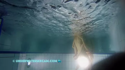 They Have Sex Underwater While Other People Watch