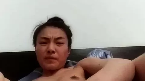 Chinese MILF Masturbating