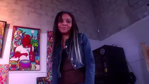 Ebony teen with big ass gets her pussy fucked deeply