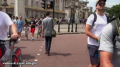 Lily Loves The Museums In London - ATKGirlfriends