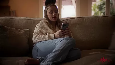 Swipe Right - Teaser