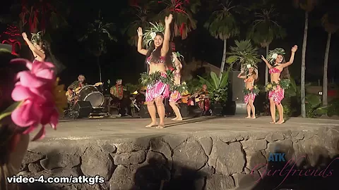Niki Has The Best First Day In Hawaii - ATKGirlfriends