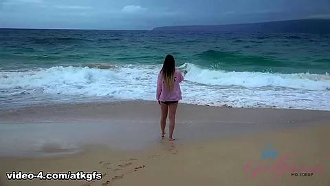 Niki Likes To Flash You All Over Hawaii - ATKGirlfriends