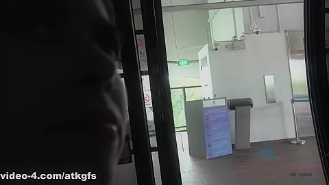 Jill Has A Great Time Seeing The Sites In Singapore - ATKGirlfriends