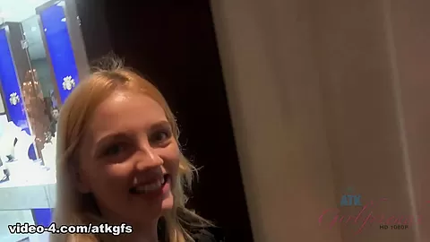 Kate Gets To Vegas And Has A Good Nice Out - ATKGirlfriends