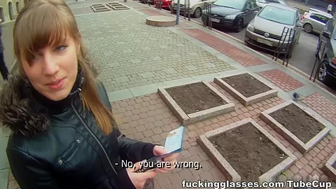 Wannabe model gets fucked