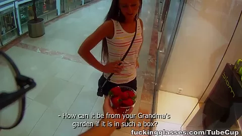 Sweet strawberry fuck in a WC