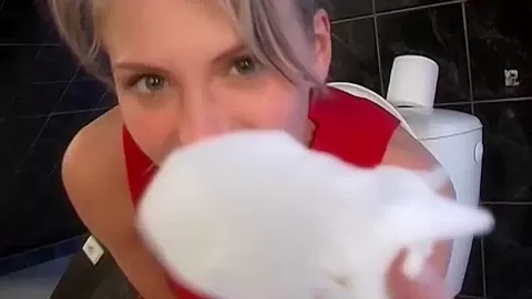 teen 18+ fuck dildo on toilet