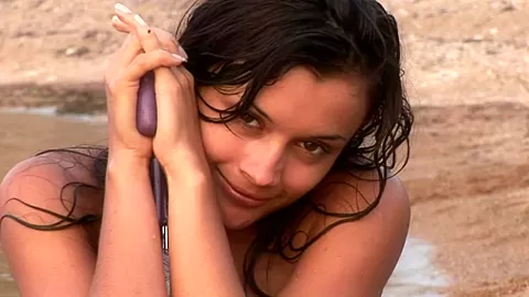 Video from Meta-Art: Atena A - Raining - by Goncharov