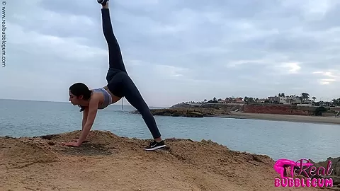 Contortionist Bends Outdoor At The Lake - Watch4Fetish