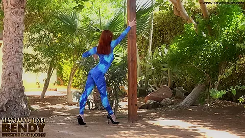 Outdoor Sexy Contortion - Watch4Fetish