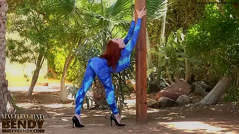 Outdoor Sexy Contortion - Watch4Fetish