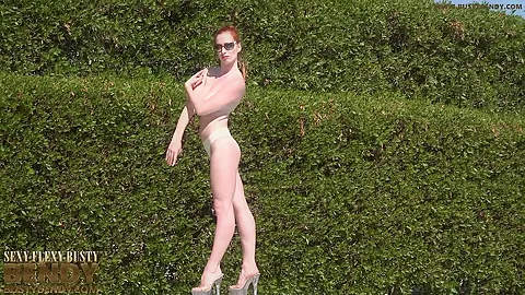 Horny Man Paints Me Into Silver Statue - Watch4Fetish