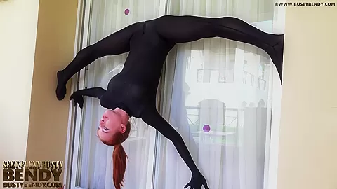 Flexible Girls In Full Body Zentai - Watch4Fetish