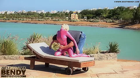 Flexible Puppet In Rubber - Watch4Fetish