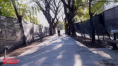 Flexible Girl In Street With Long Legs - Watch4Fetish