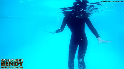 Erotic Contortion Bending Outdoor - Watch4Fetish