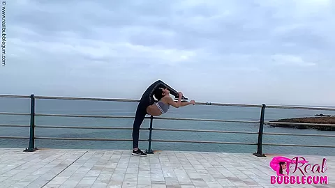 Contortion Stretching Outdoor - Watch4Fetish