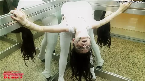 Bendy Flexible Girl With Long Legs - Watch4Fetish